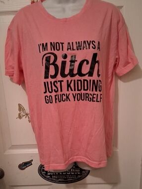 No Name T-shirt